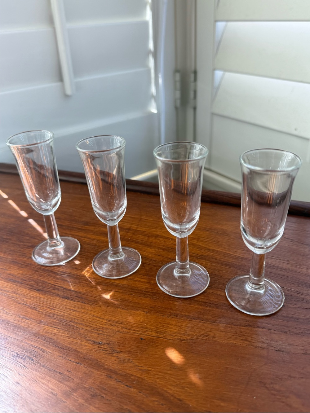 Set of 4 Vintage Modernist Aperitif
Cordial Glasses